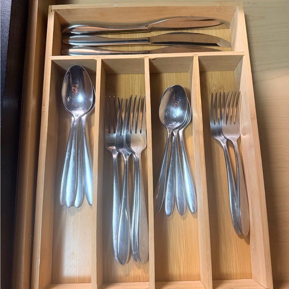 Silverware - Picture 2 of 3